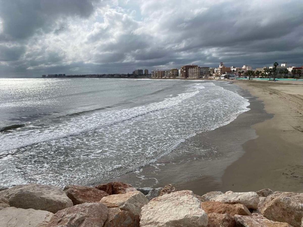 Nice And New Furnished Apartments In Torrevieja Centre Esterno foto