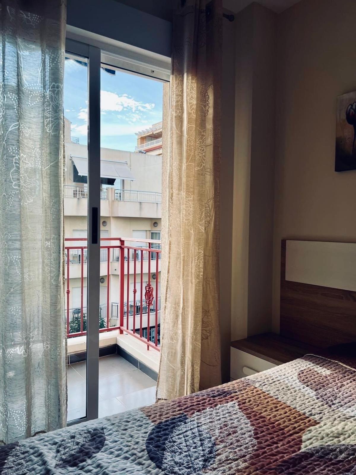 Nice And New Furnished Apartments In Torrevieja Centre Esterno foto