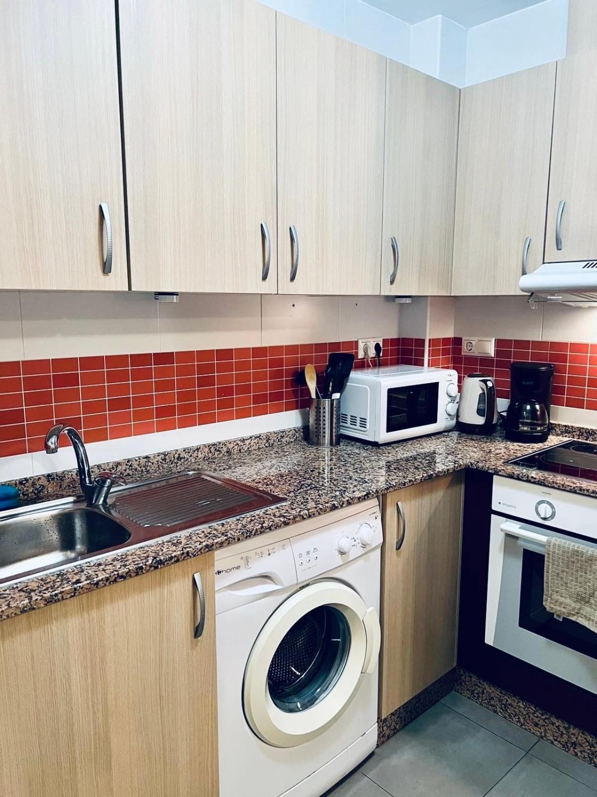 Nice And New Furnished Apartments In Torrevieja Centre Esterno foto
